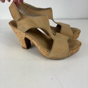 Sundance Rooftop Terrace Heel Womens 38 Soft Leather Upper Cutout Heel Neutral